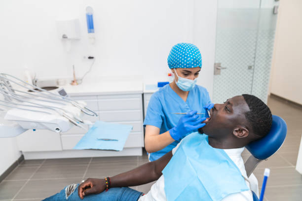 Best Emergency Treatment for Oral Infections in Parklawn, CA